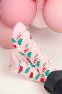 Хлопковые носки розового цвета с изображением клубники AMARA | Sokisahtel