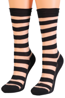 Хлопковые носки чёрного цвета с полосатым узором и прозрачной вставкой KORNELIA | Sokisahtel