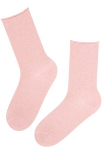 Хлопковые комфортные носки светло-розового цвета с блеском MAILE | Sokisahtel