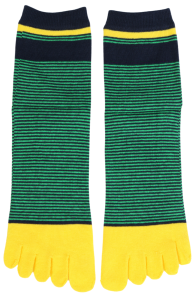 Хлопковые пальчиковые носки зелёного цвета в чёрную полоску JUAN | Sokisahtel