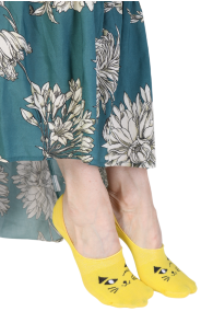 Женские хлопковые носки-следки желтого цвета с изображением подмигивающей кошачьей мордочки KITTEN | Sokisahtel