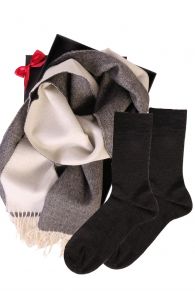 Подарочный комплект из шерстяных носков HANS и шарфа серо-белого цвета из шерсти альпака для мужчин | Sokisahtel