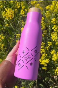 Практичная бутылка-термос лавандового цвета с уникальными лого и надписью TARTU 2024 | Sokisahtel
