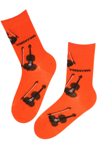 Хлопковые носки оранжевого цвета со скрипками и игрой слов VINGUVIIUL | Sokisahtel